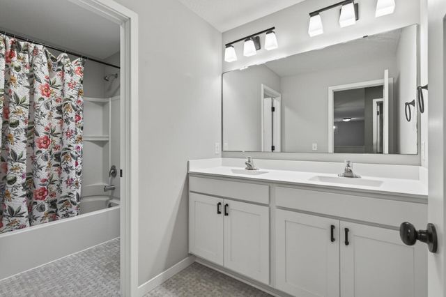 8107 157th Terrace, Savage, MN 55378