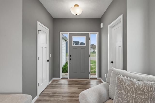 8107 157th Terrace, Savage, MN 55378