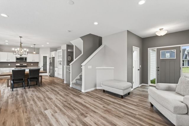 8107 157th Terrace, Savage, MN 55378