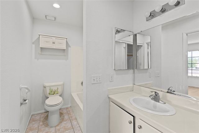 4823 South Torrey Pines Drive 203, Las Vegas, NV 89103