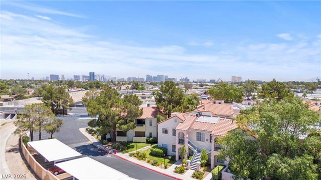 4823 South Torrey Pines Drive 203, Las Vegas, NV 89103
