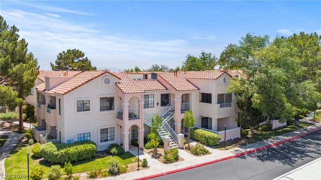 4823 South Torrey Pines Drive 203, Las Vegas, NV 89103