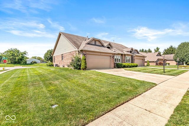 735 Cottage Lane, Greenwood, IN 46143