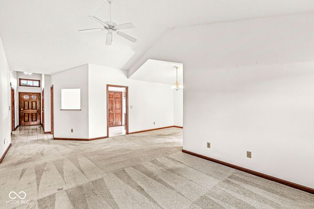 735 Cottage Lane, Greenwood, IN 46143