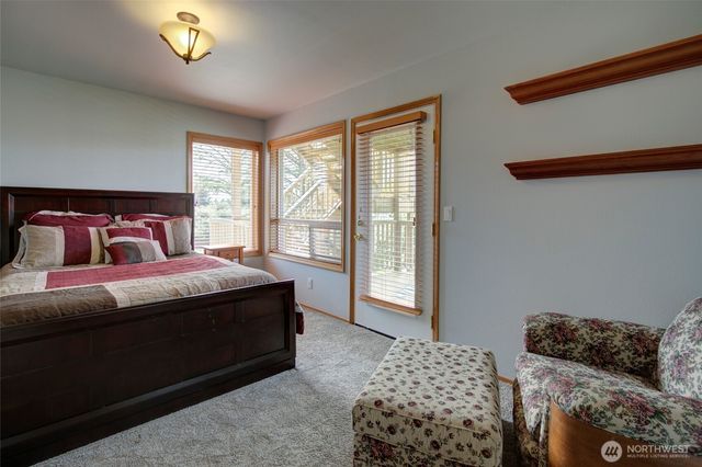 124 S Razor Clam Drive SW, Ocean Shores, WA 98569