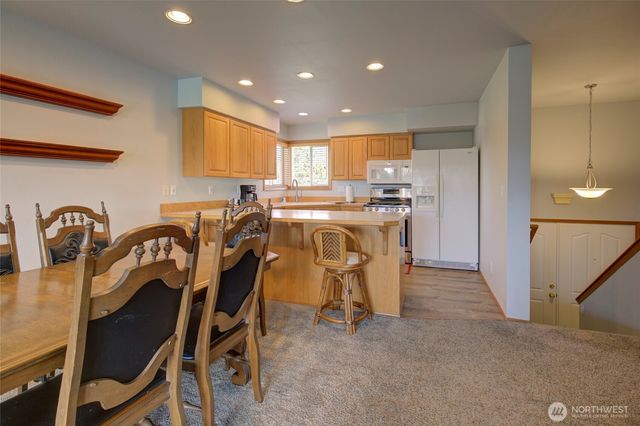 124 S Razor Clam Drive SW, Ocean Shores, WA 98569