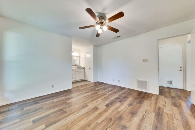 3411 Monument DR, Round Rock, TX 78681