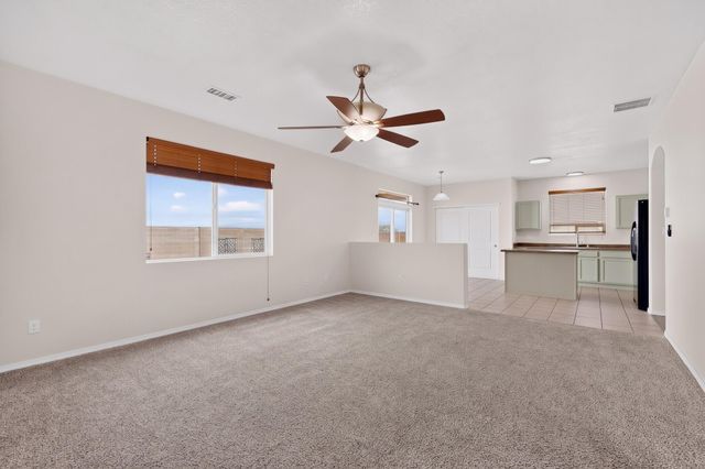 3905 North Pole Loop NE, Rio Rancho, NM 87144