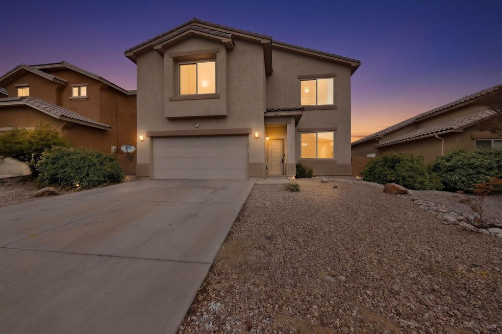 3905 North Pole Loop NE, Rio Rancho, NM 87144