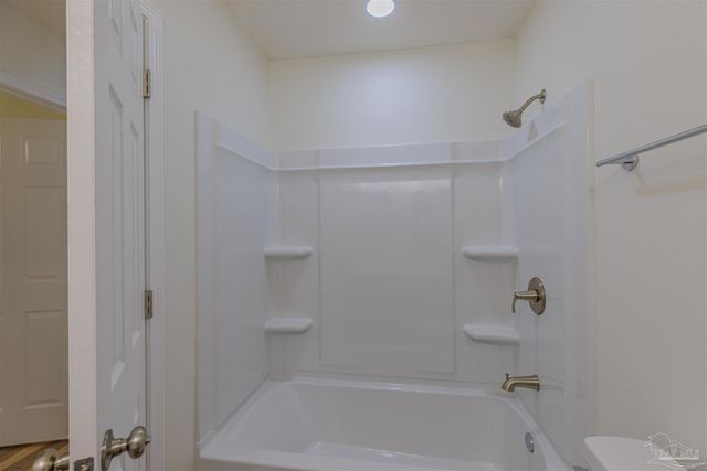 2080 Elaine Cir, Pensacola, FL 32504