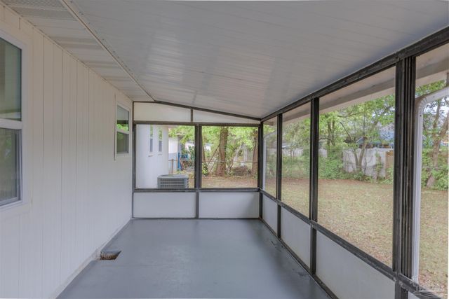 2080 Elaine Cir, Pensacola, FL 32504