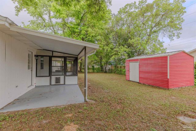 2080 Elaine Cir, Pensacola, FL 32504