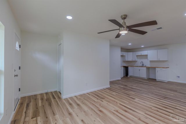 2080 Elaine Cir, Pensacola, FL 32504