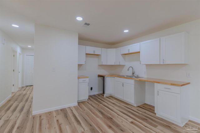 2080 Elaine Cir, Pensacola, FL 32504