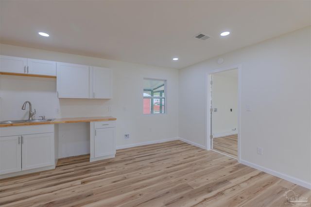 2080 Elaine Cir, Pensacola, FL 32504