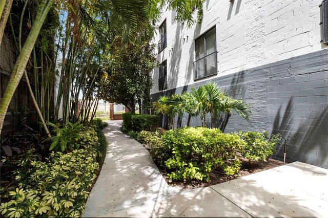 62 W COLONIAL DRIVE 301, Orlando, FL 32801