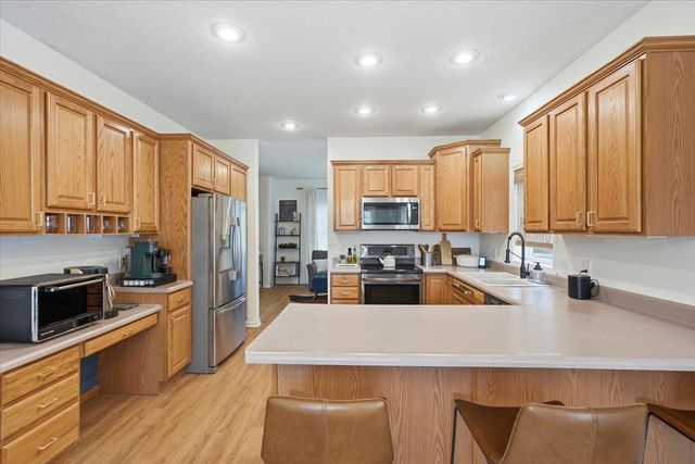 3915 Zane Avenue N, Robbinsdale, MN 55422