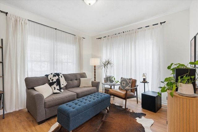 3915 Zane Avenue N, Robbinsdale, MN 55422