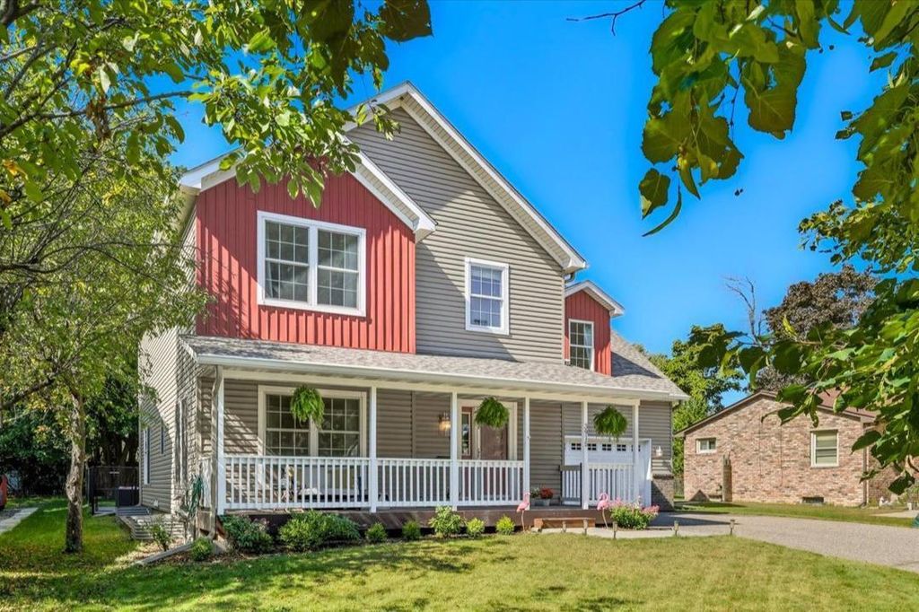 3915 Zane Avenue N, Robbinsdale, MN 55422