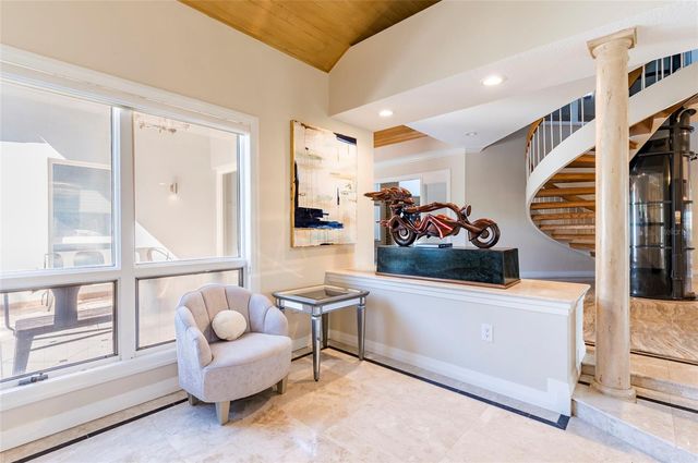 2268 KINGS POINT DRIVE, Largo, FL 33774