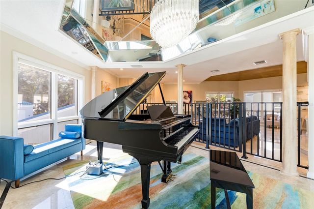 2268 KINGS POINT DRIVE, Largo, FL 33774