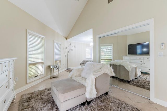 2268 KINGS POINT DRIVE, Largo, FL 33774