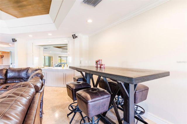 2268 KINGS POINT DRIVE, Largo, FL 33774