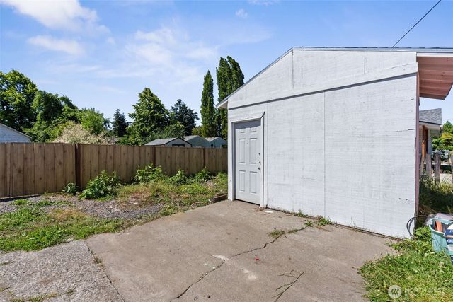701 S Silver Street, Centralia, WA 98531