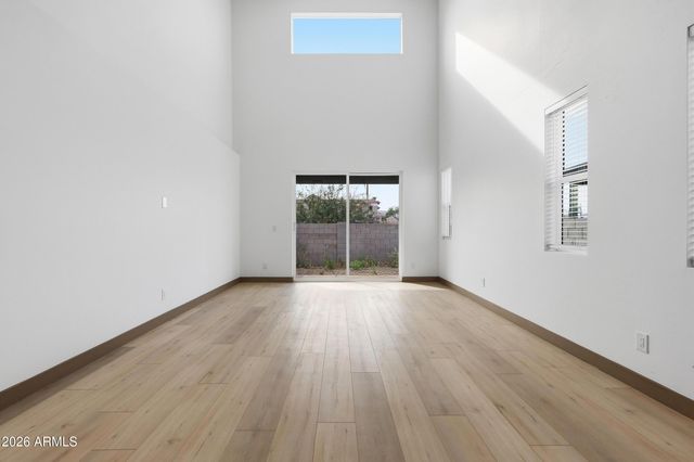 2813 E Trumbull Road 2, Phoenix, AZ 85040