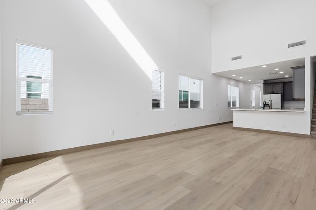 2813 E Trumbull Road 2, Phoenix, AZ 85040