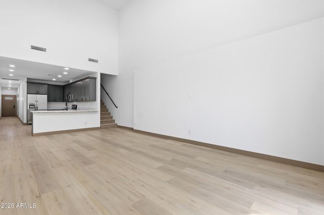 2813 E Trumbull Road 2, Phoenix, AZ 85040