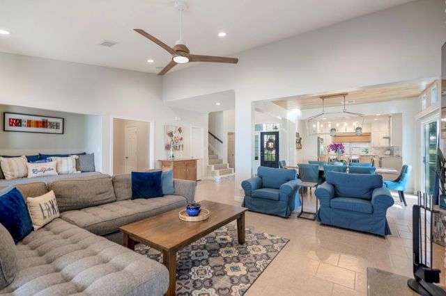 615 Inlet Drive, Livingston, TX 77351