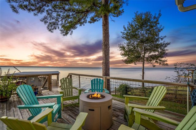 615 Inlet Drive, Livingston, TX 77351