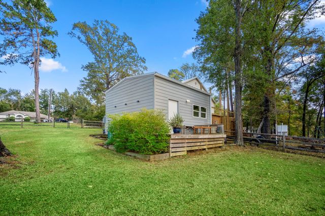 615 Inlet Drive, Livingston, TX 77351