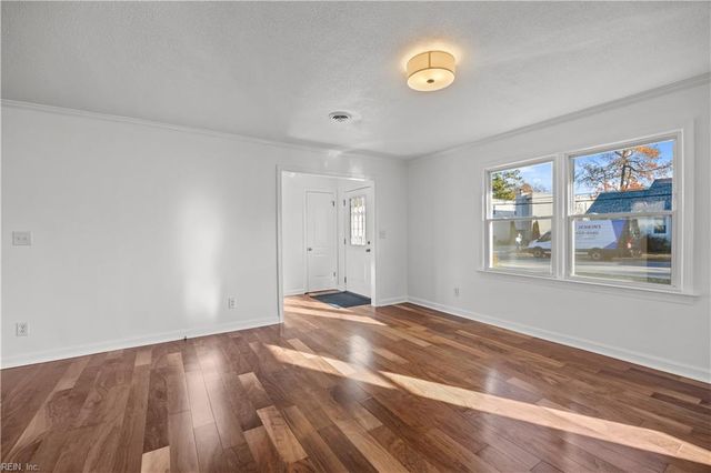 731 Carolina AVE, Virginia Beach, VA 23451