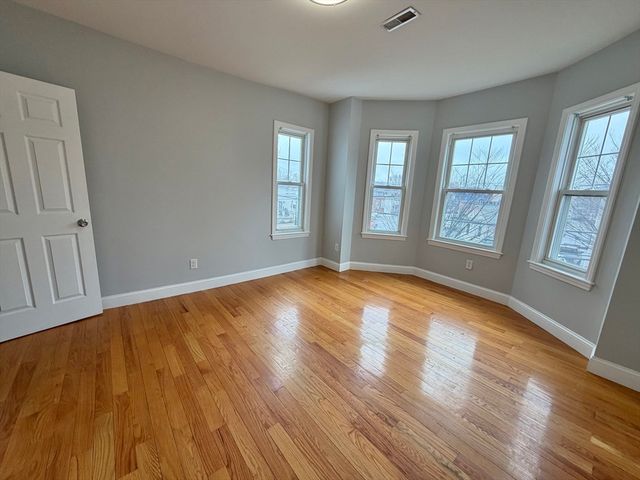 786 Moody St 1, Waltham, MA 02453