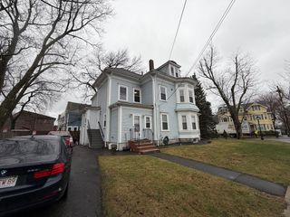 786 Moody St 1, Waltham, MA 02453