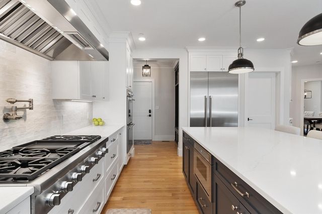 1 Honeybee Pass, Hopkinton, MA 01748