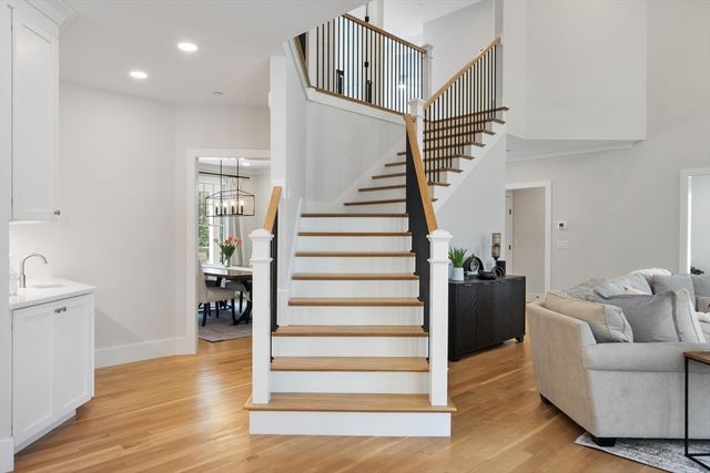 1 Honeybee Pass, Hopkinton, MA 01748