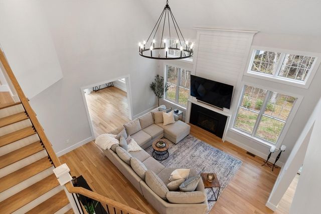 1 Honeybee Pass, Hopkinton, MA 01748
