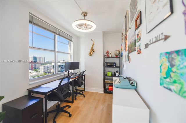 1980 S Ocean Drive 17E, Hallandale Beach, FL 33009