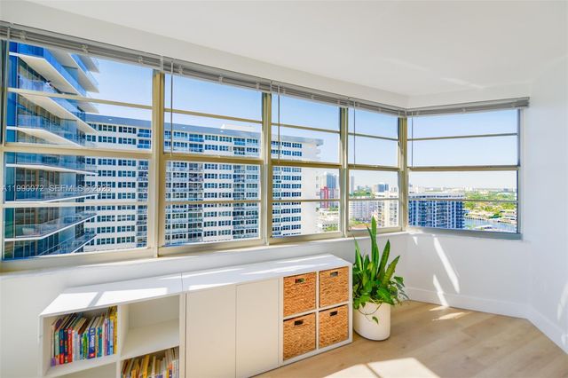 1980 S Ocean Drive 17E, Hallandale Beach, FL 33009