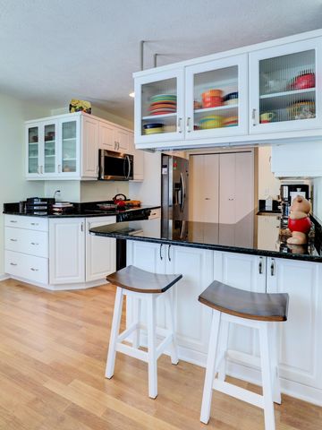 893 Harvest Drive, Holland City, MI 49423