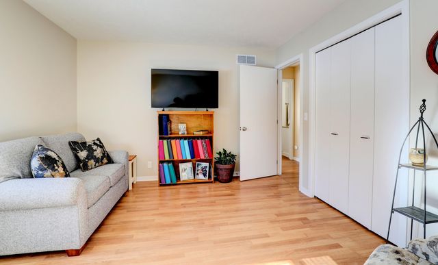 893 Harvest Drive, Holland City, MI 49423