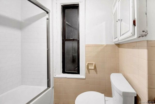 11 N 6th Avenue, Mount Vernon, NY 10550