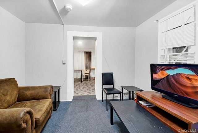 11 N 6th Avenue, Mount Vernon, NY 10550