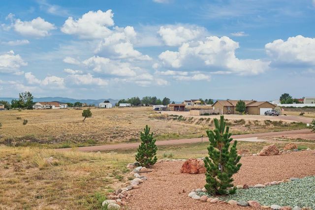 1867 W Costilla Dr, Pueblo West, CO 81007