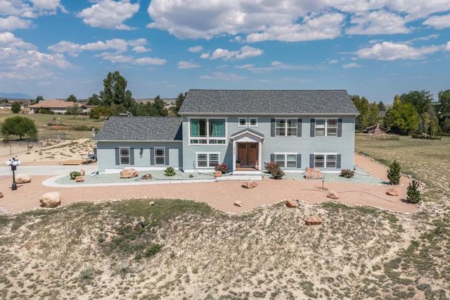 1867 W Costilla Dr, Pueblo West, CO 81007