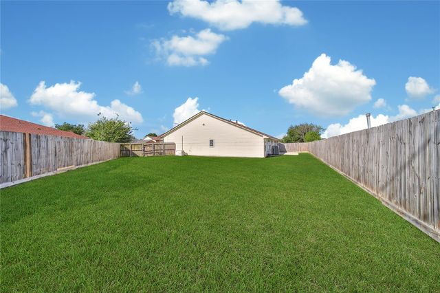 7706 Kempsey Lane, Houston, TX 77040