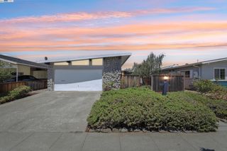 1213 Rosewood Way, Alameda, CA 94501